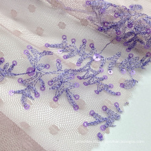 Tela de malla de encaje de bordado de poliéster con lentejuelas púrpuras